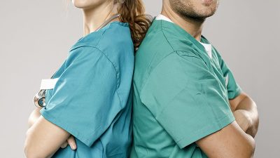 El auxiliar de enfermería: servicios especiales (Uci, Urgencias, Quirófano, Diálisis)